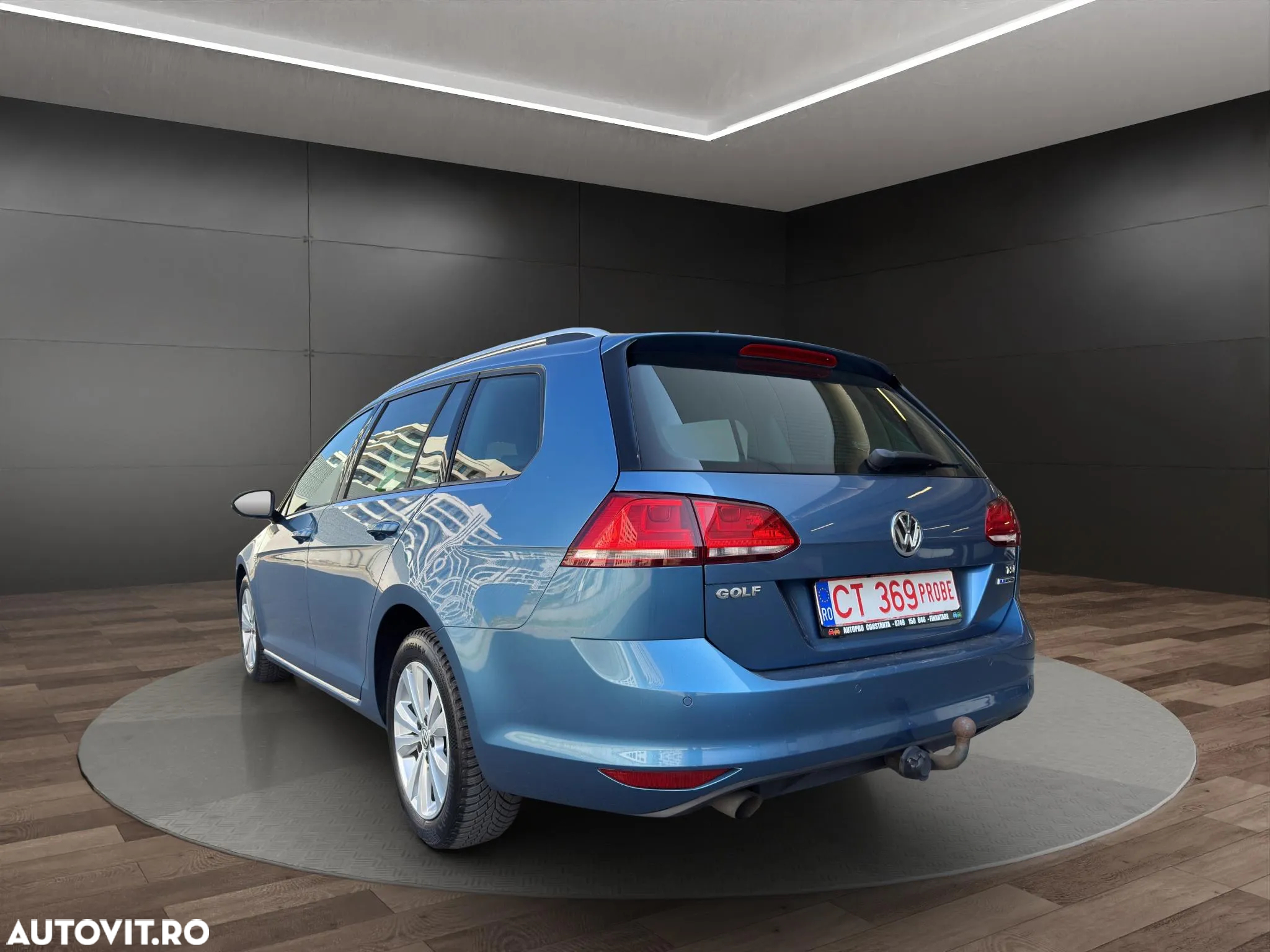 Volkswagen Golf 1.0 TSI BlueMotion DSG Comfortline - 3