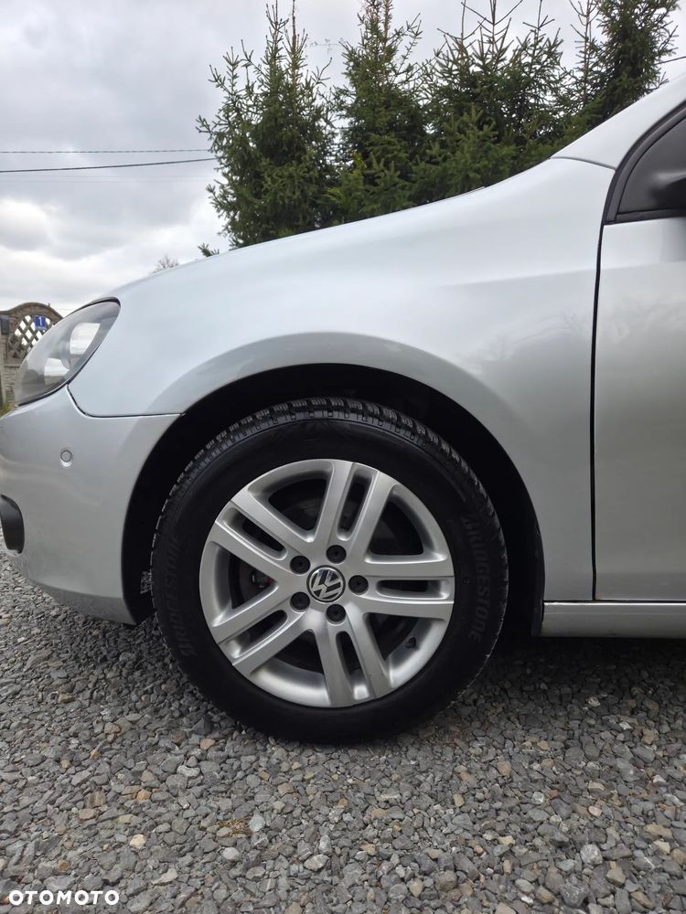 Volkswagen Golf 1.6 TDI DPF Comfortline - 19