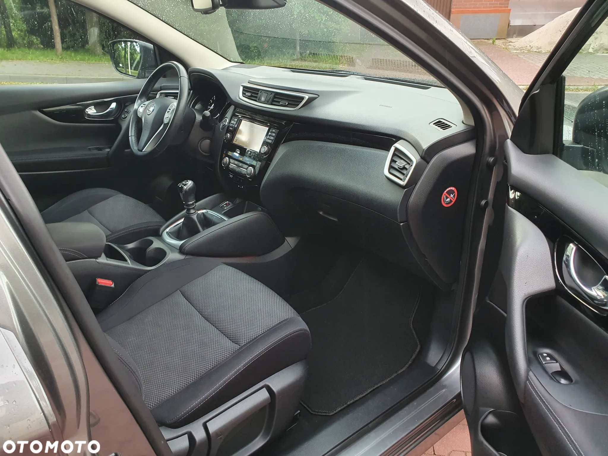 Nissan Qashqai 1.6 DIG-T N-Connecta - 12
