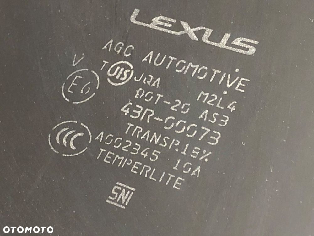 SZYBERDACH  LEXUS IS III (_E3_) 2013 - 2022 300h (AVE30_) 133 kW [181 KM] Hybryda silnik benzynowy / - 4