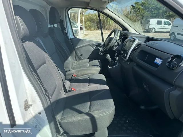 Renault TRAFIC TETO ALTO LONGA 145 CV - 19