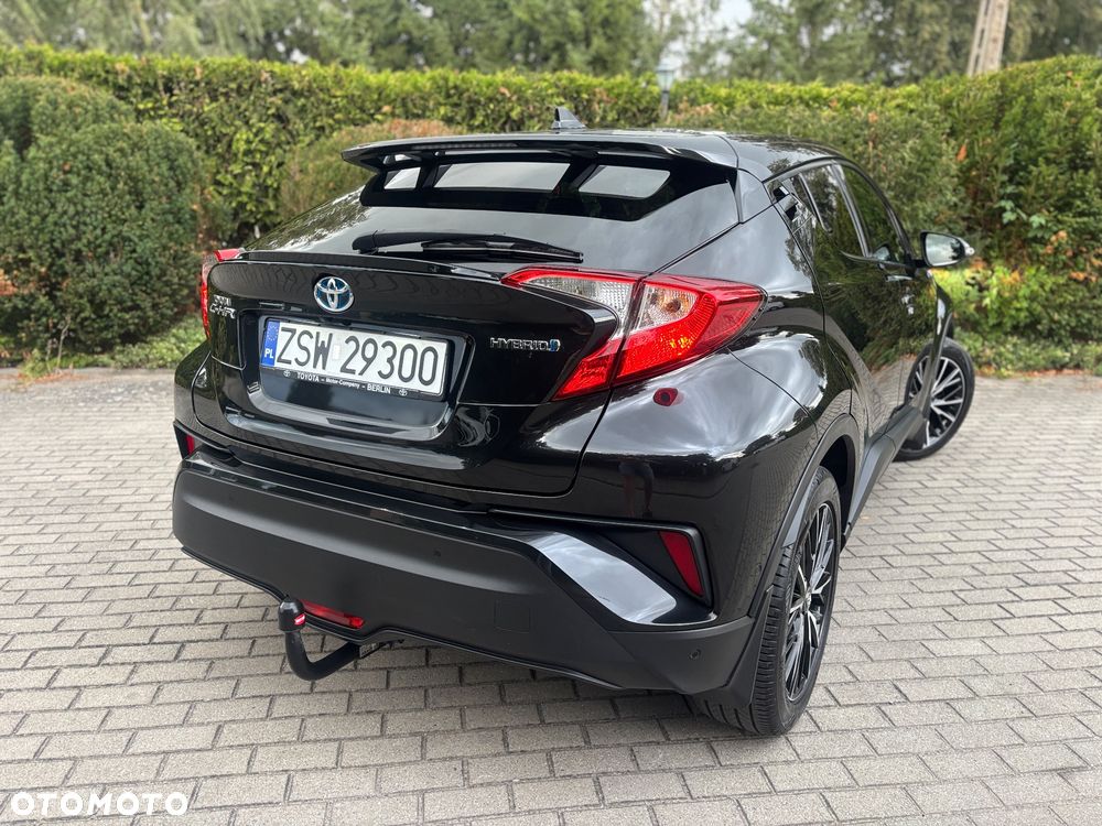 Toyota C-HR Business-Edition - 4