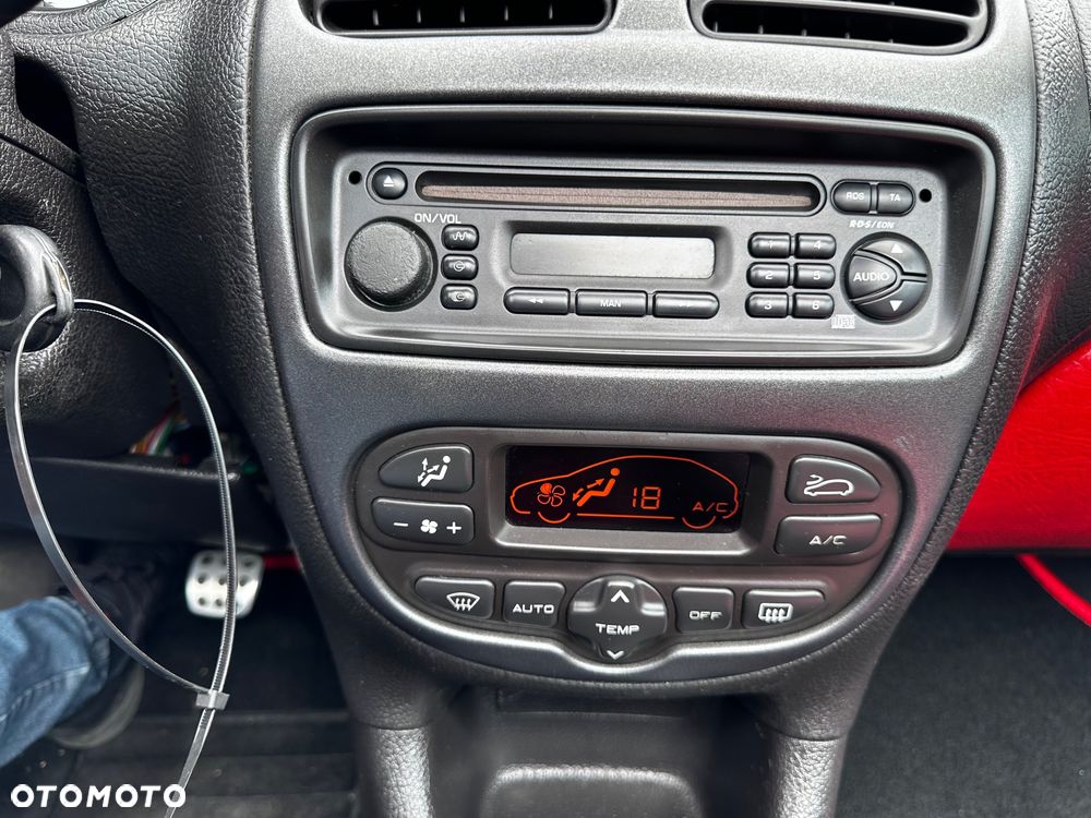 Peugeot 206 CC 135 Sport - 20