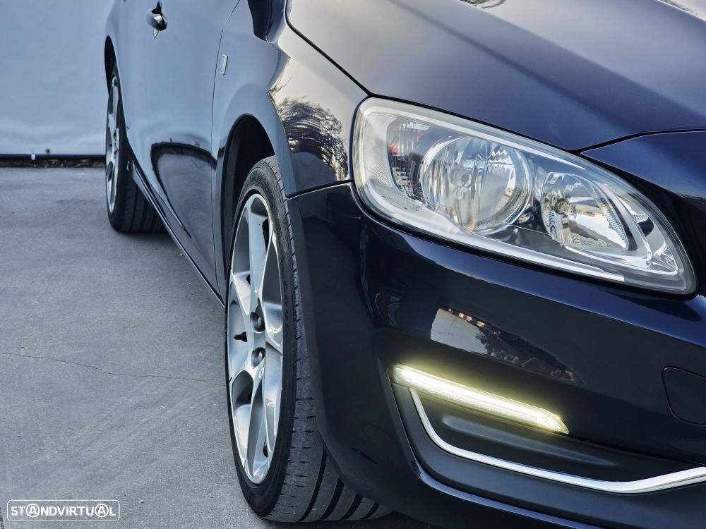 Volvo V60 2.0 D3 Volvo Ocean Race - 5