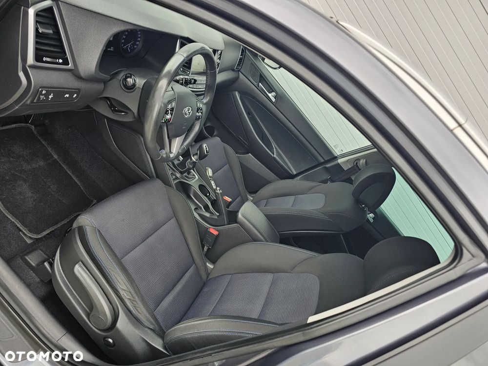 Hyundai Tucson blue 1.6 GDi 2WD Navi - 22