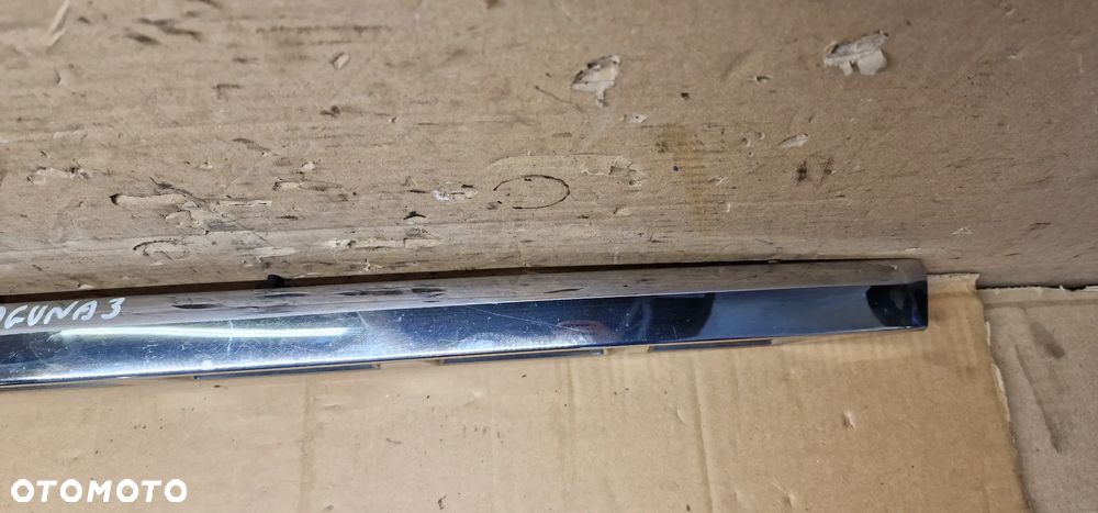 Blenda klapy bagażnika mikrostyk podświetlenie Renault Laguna III 8200076256 848100004 - 3