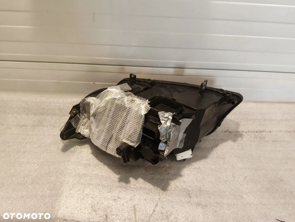 BMW 3 E90 LIFT XENON PRZÓD STRONA PRAWA  7202584 - 4