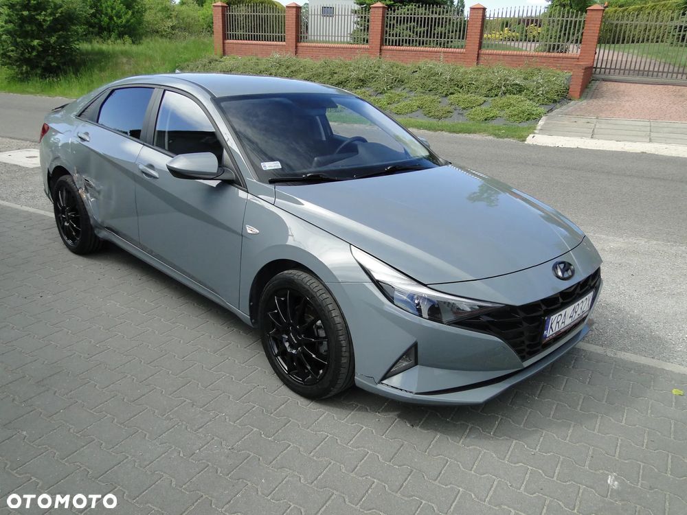 Hyundai Elantra 1.6 Smart CVT - 10