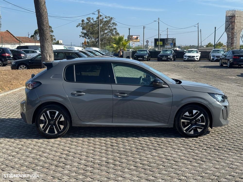 Peugeot 208 1.2 PureTech Allure EAT8 - 8