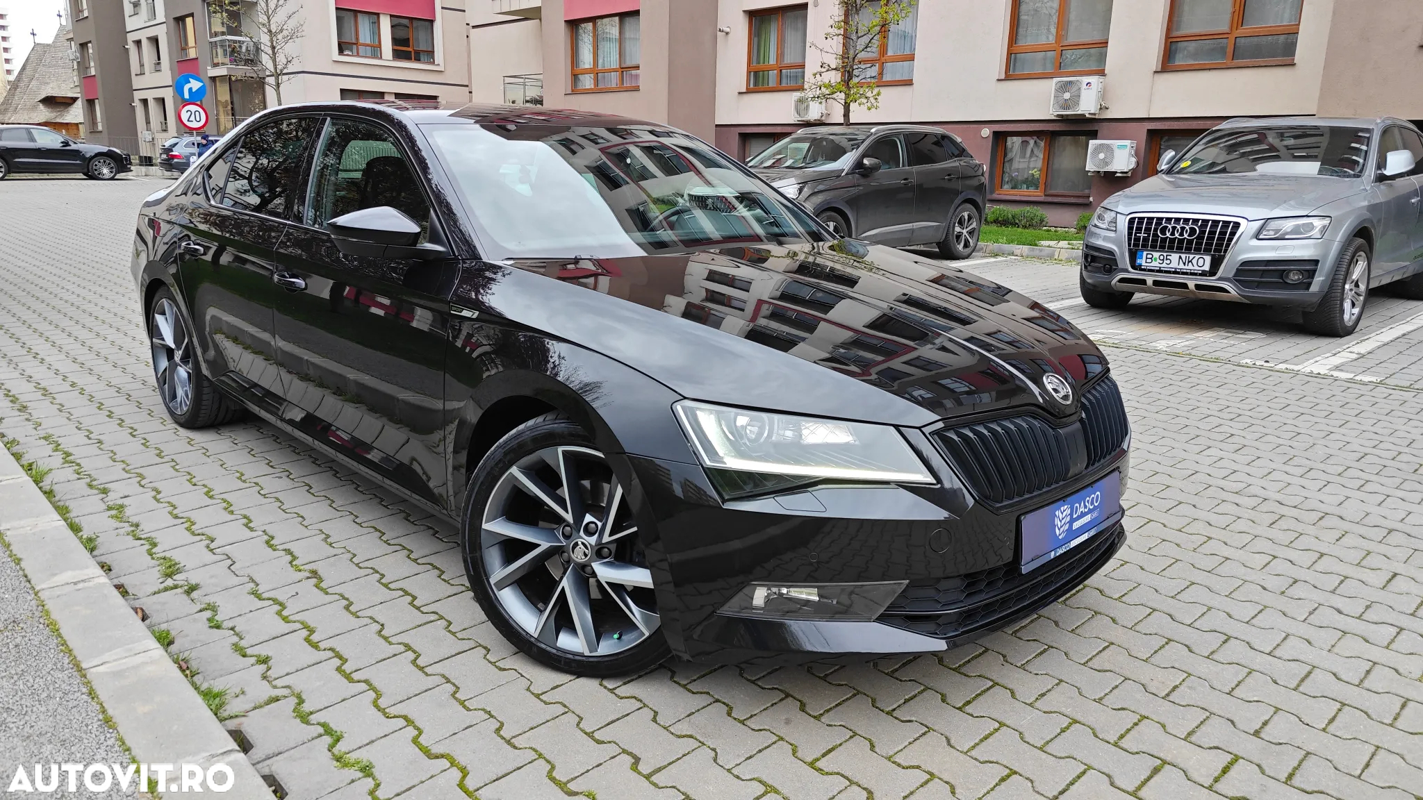 Skoda Superb 2.0 TDI DSG Sportline - 15