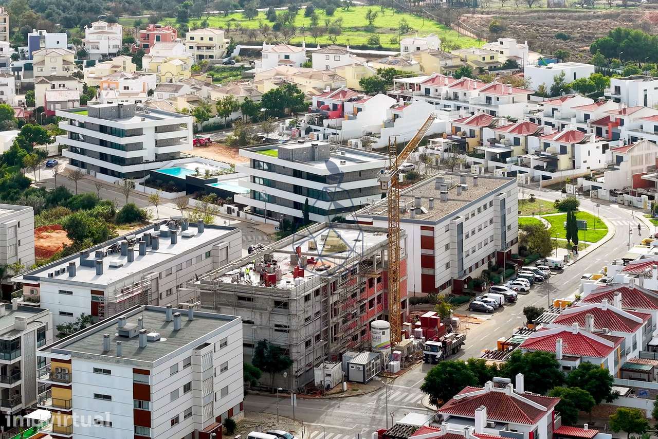 Apartamentos T2 e T3 com estacionamento Novos para venda em Portimão - Grande imagem: 5/24