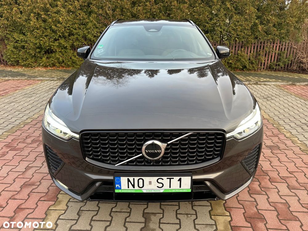 Volvo XC 60 B4 D Plus Dark - 2