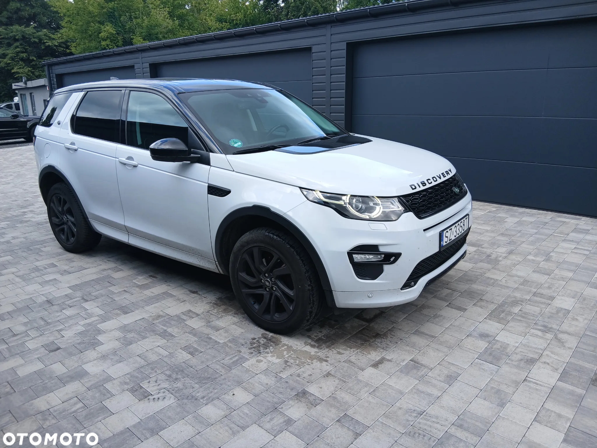 Land Rover Discovery Sport 2.0 D180 R-Dynamic HSE - 4