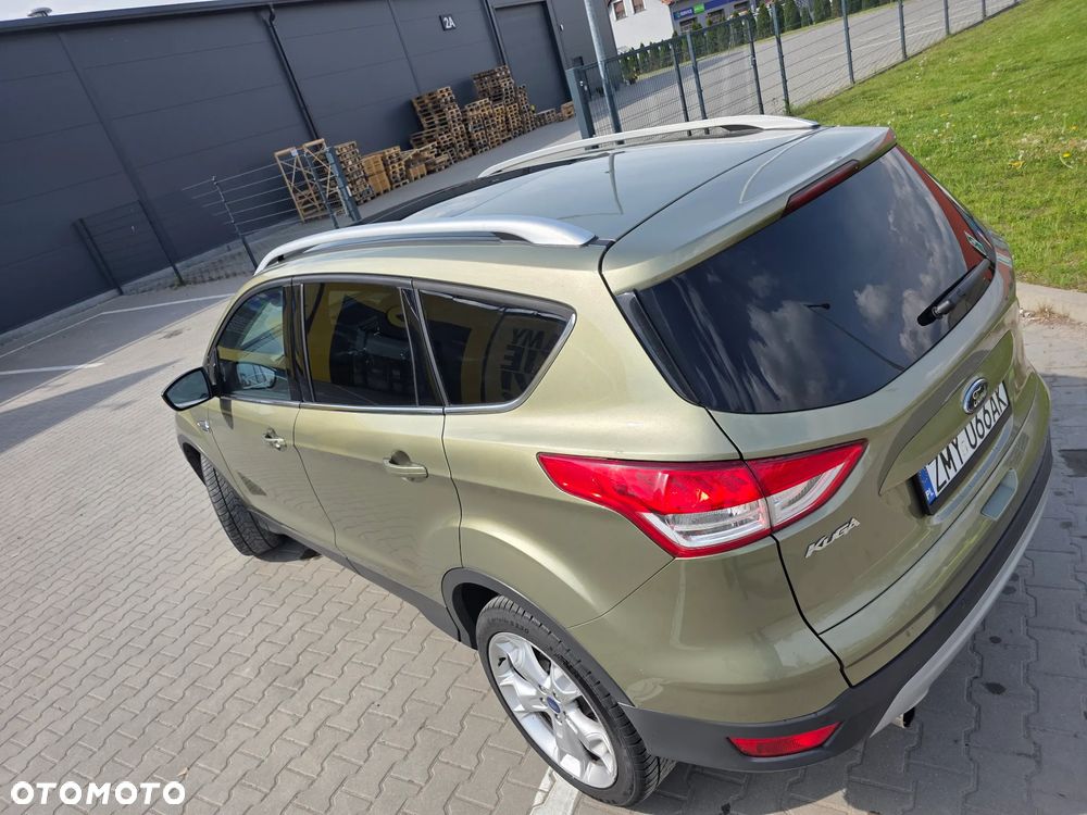 Ford Kuga 2.0 TDCi 4x4 Titanium - 23
