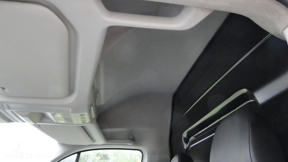 Volkswagen CRAFTER - 17