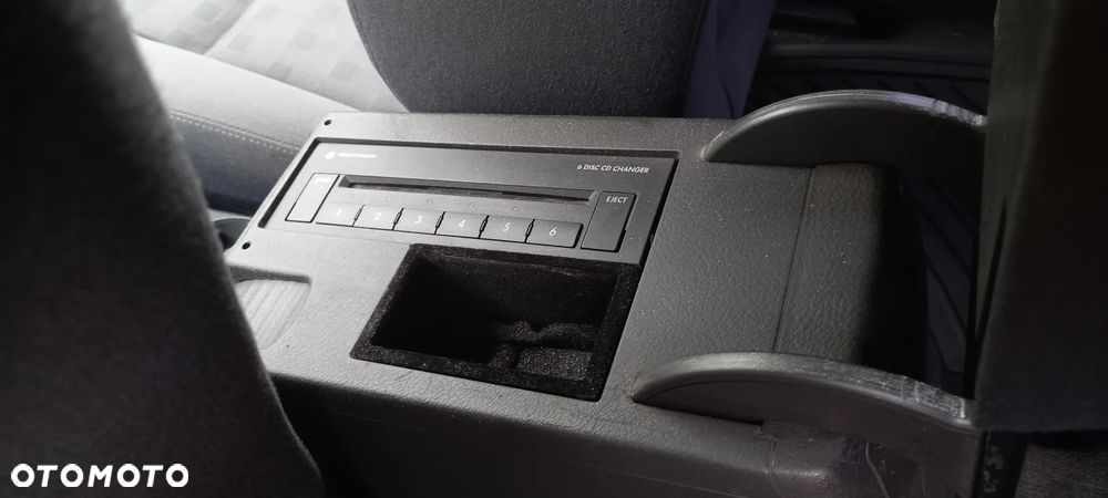 Volkswagen Passat 2.0 TDI DPF - 6