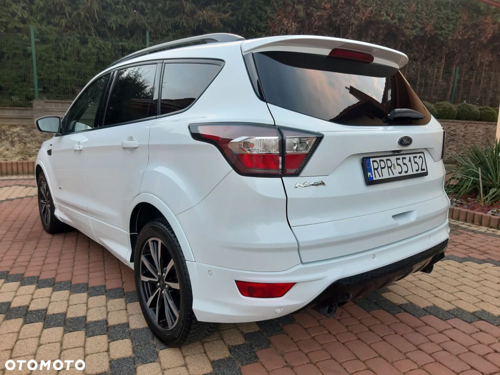 Ford Kuga 2.0 TDCi 4x4 ST-Line - 7