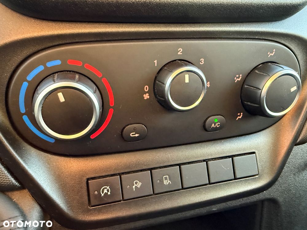 Iveco 2022/Daily 35-140 A8V/MAXI/ Automat Hi-Matic/Kamera/Klima/tempomat/fotel comfort/ - 19