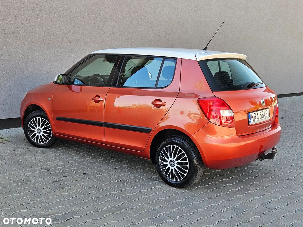 Skoda Fabia 1.2 HTP Cool Colour Edition - 17