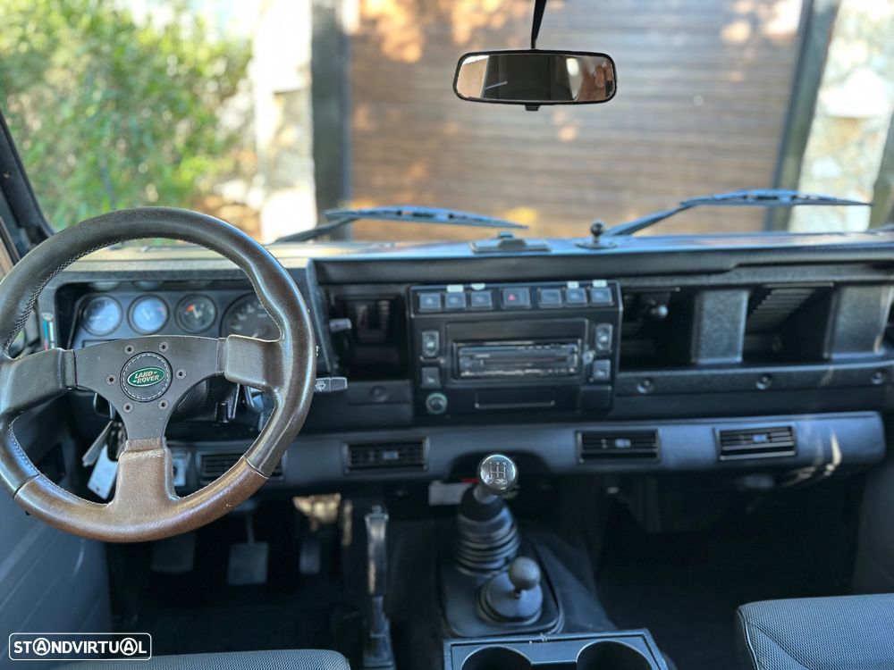 Land Rover Defender 110 Crew Cab E - 26