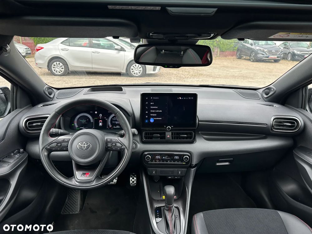 Toyota Yaris Hybrid 1.5 GR Sport - 15