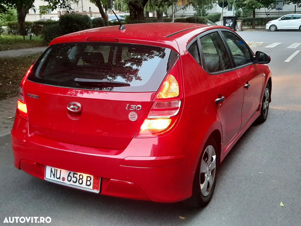 Hyundai i30 1.4 FIFA WM Edition - 12