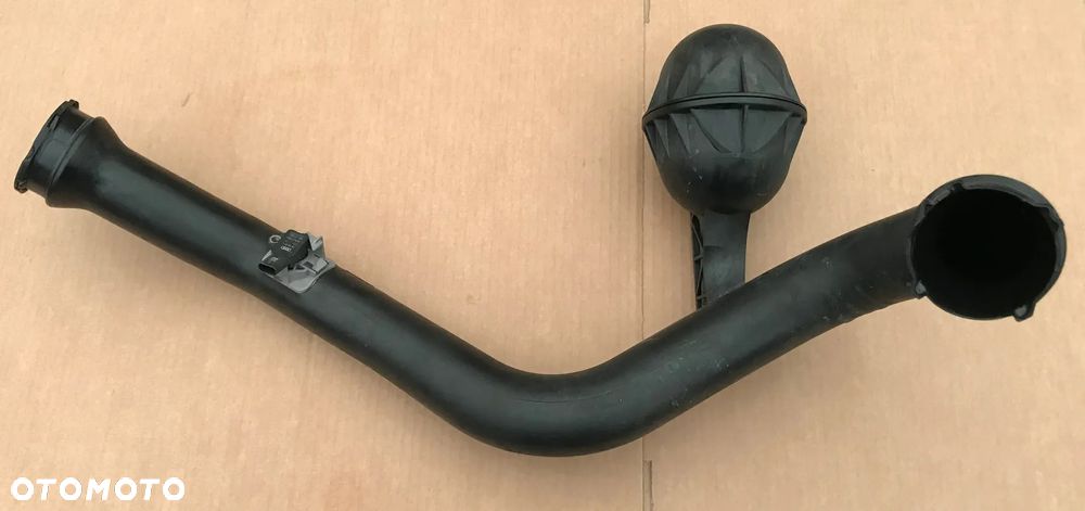 Audi A4 B9 8W A5 8W6 rura wąż przewód intercoolera 8W0145673AN - 2
