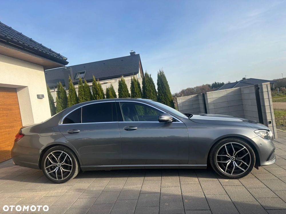 Mercedes-Benz Klasa E 200 d 9G-TRONIC Night Edition - 8