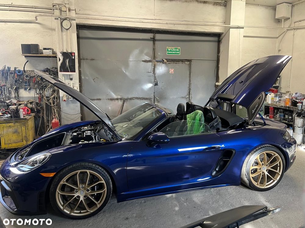 Porsche Boxster - 4