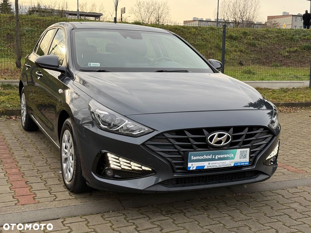 Hyundai i30 1.5 DPI Classic + - 14
