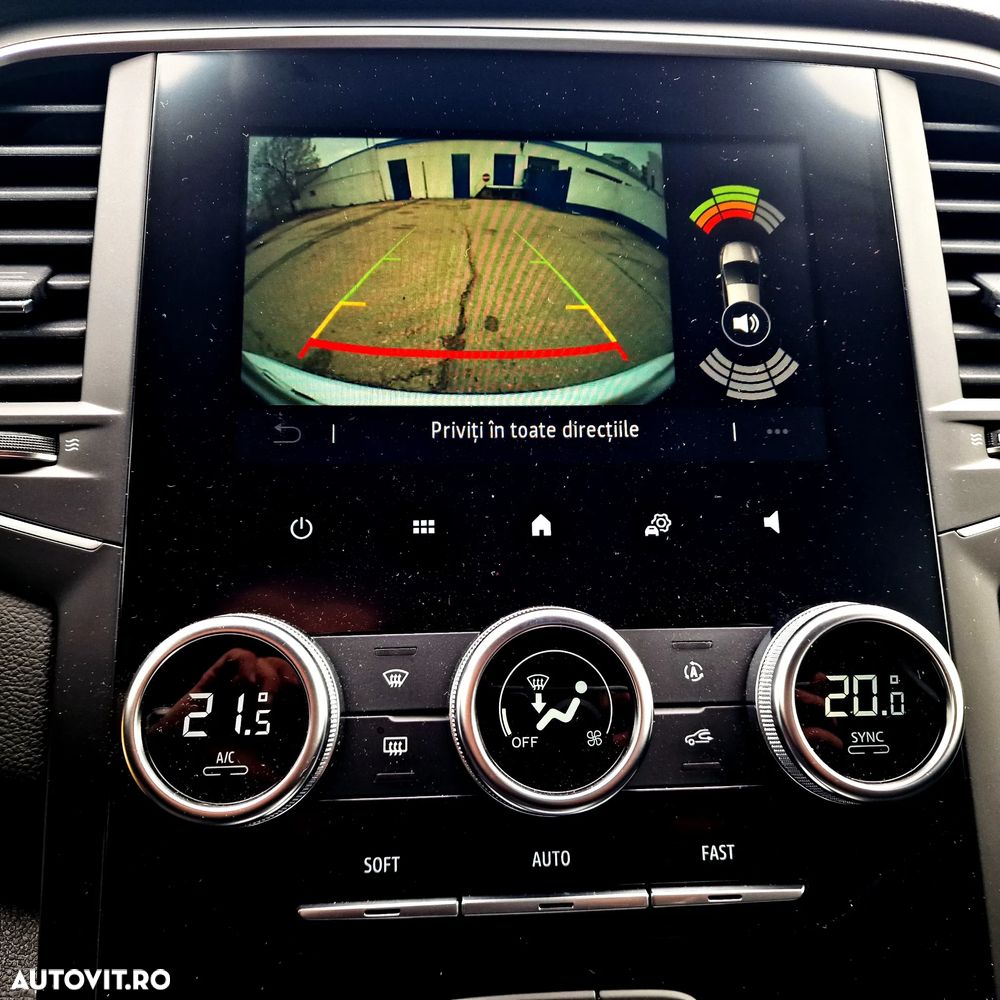 Renault Megane TCe 140 GPF Intens - 30