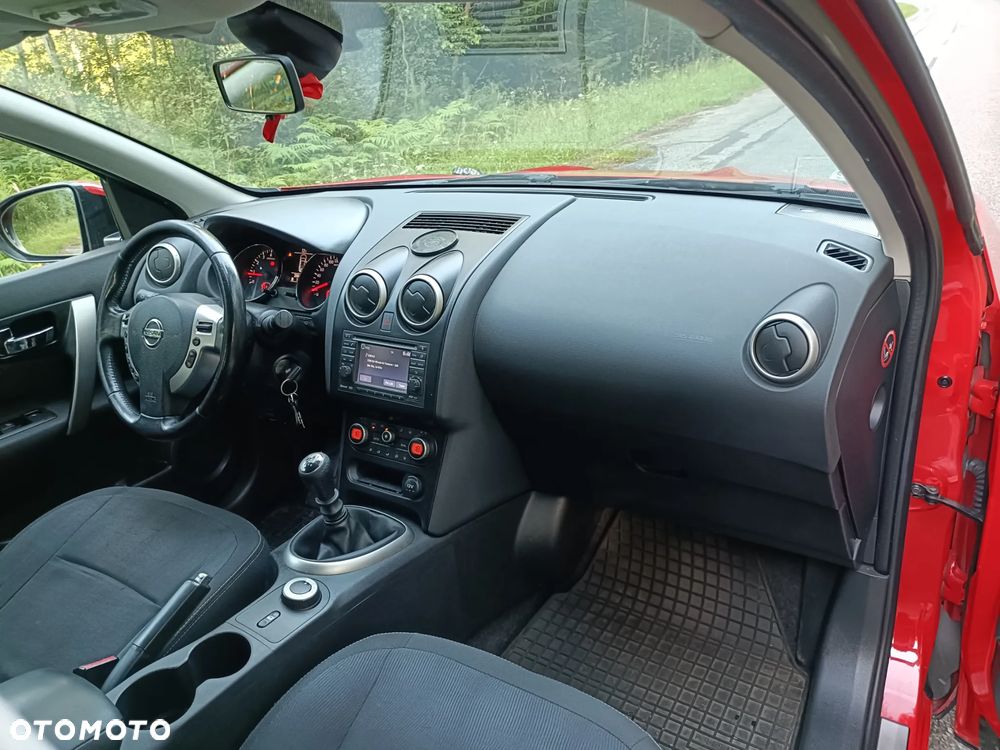 Nissan Qashqai 2.0 4x4 Tekna - 8