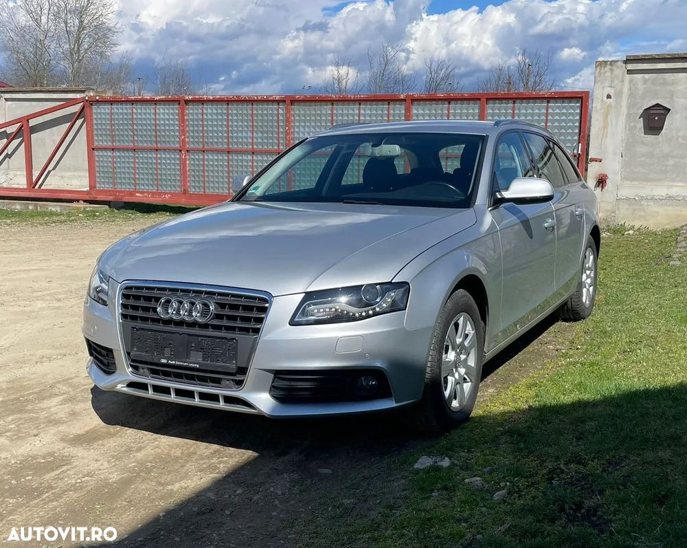 Audi A4 2.0 TDI DPF Ambiente - 1