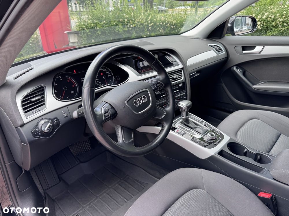 Audi A4 Avant 2.0 TDI DPF multitronic Attraction - 8