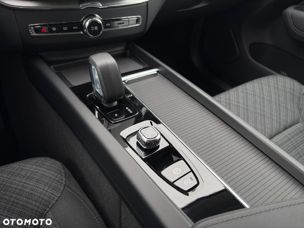 Volvo XC 60 - 36
