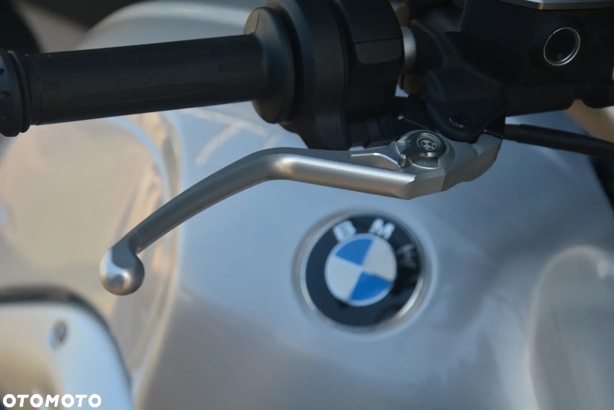 BMW R - 9