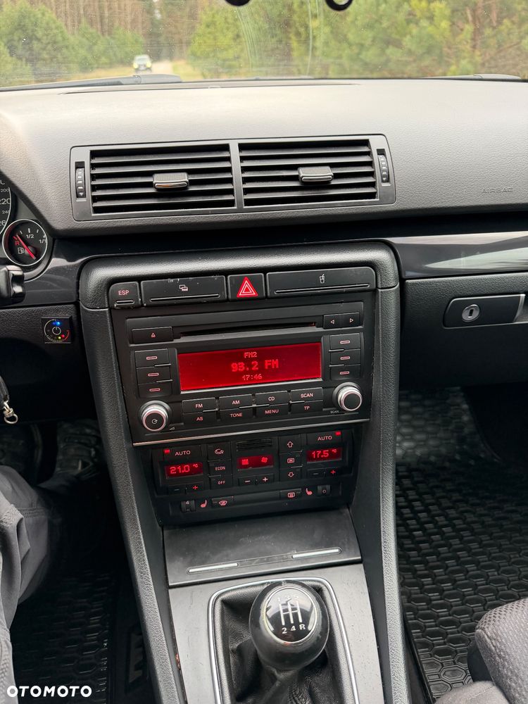 Audi A4 Limousine 2 - 16