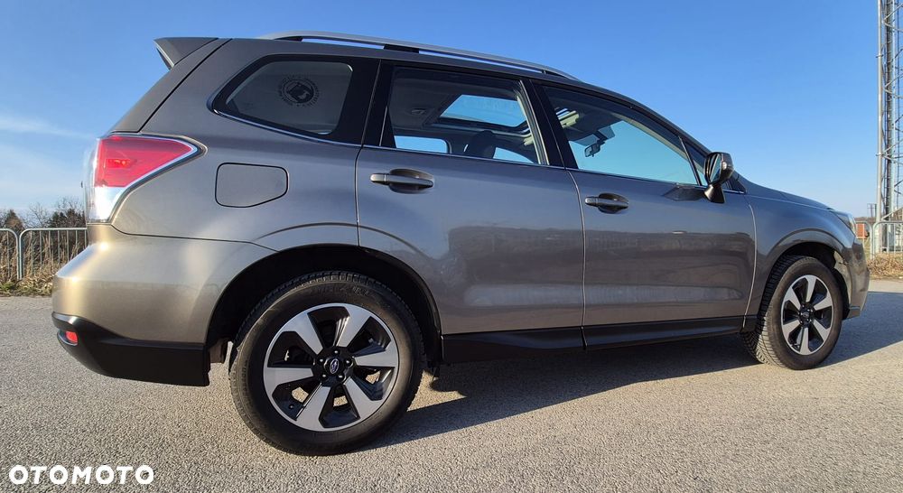 Subaru Forester 2.0 i Active Lineartronic - 6