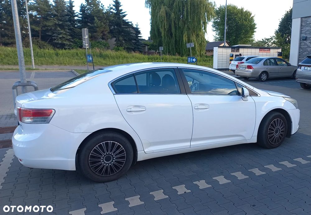 Toyota Avensis 2.0 D-4D Luna - 9