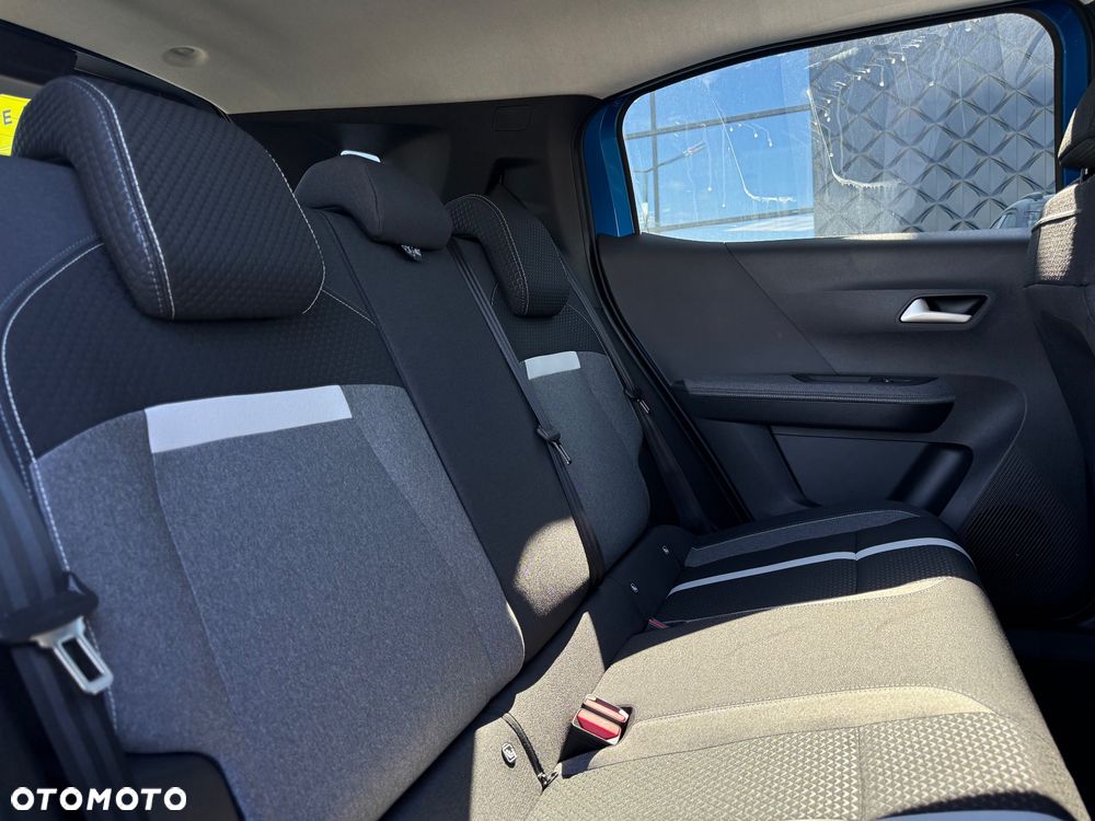 Opel Frontera 1.2 T mHEV GS eDTC6 - 17
