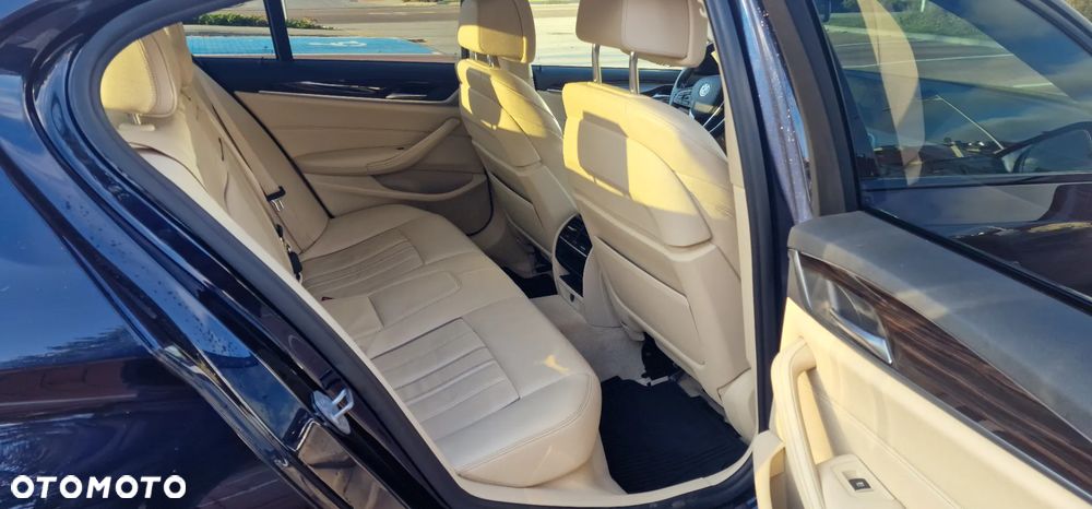 BMW Seria 5 530d xDrive Luxury Line - 20