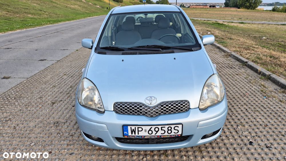 Toyota Yaris 1.0 Base - 6