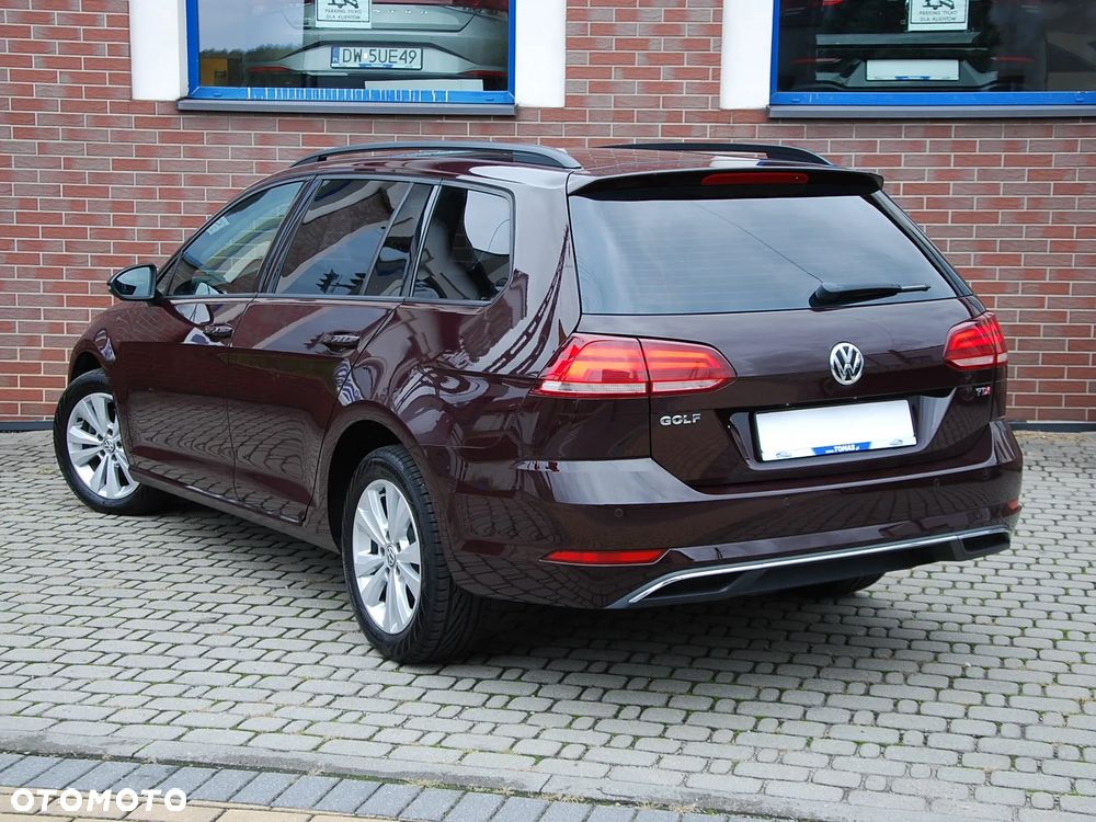 Volkswagen Golf - 4