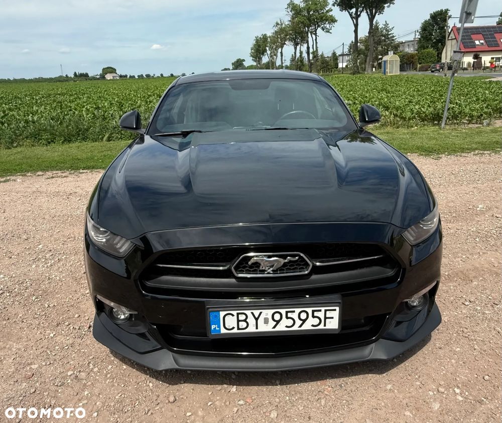 Ford Mustang - 8