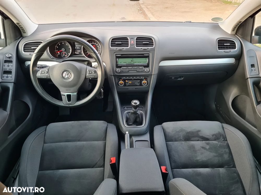 Volkswagen Golf 1.4 TSI BMT Highline - 4