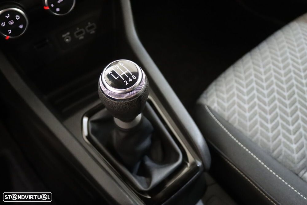 Renault Clio 1.0 TCe Evolution - 30