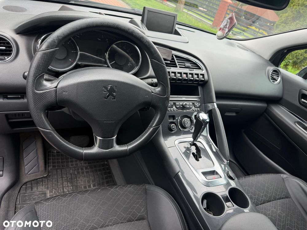 Peugeot 3008 - 8