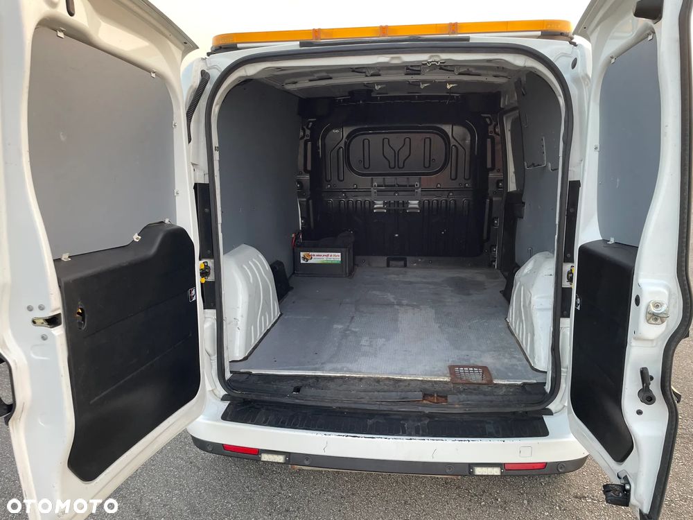 Fiat DOBLO - 23