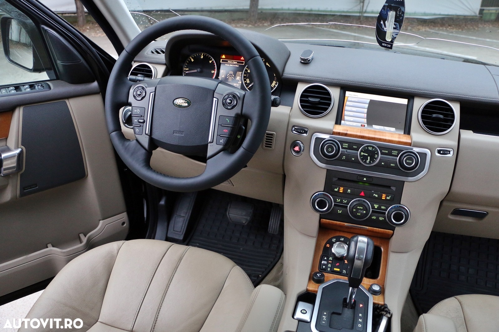 Land Rover Discovery 3.0 TD HSE Aut. - 11