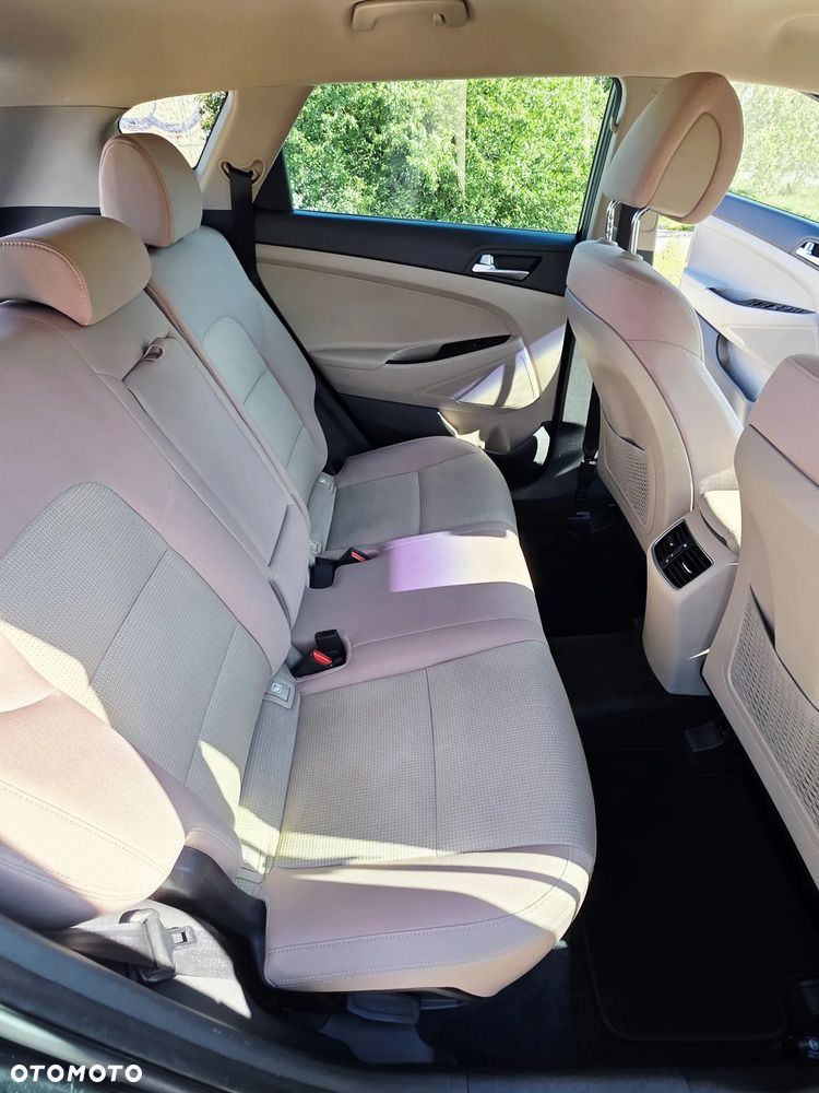 Hyundai Tucson 1.6 GDi Comfort 2WD - 23
